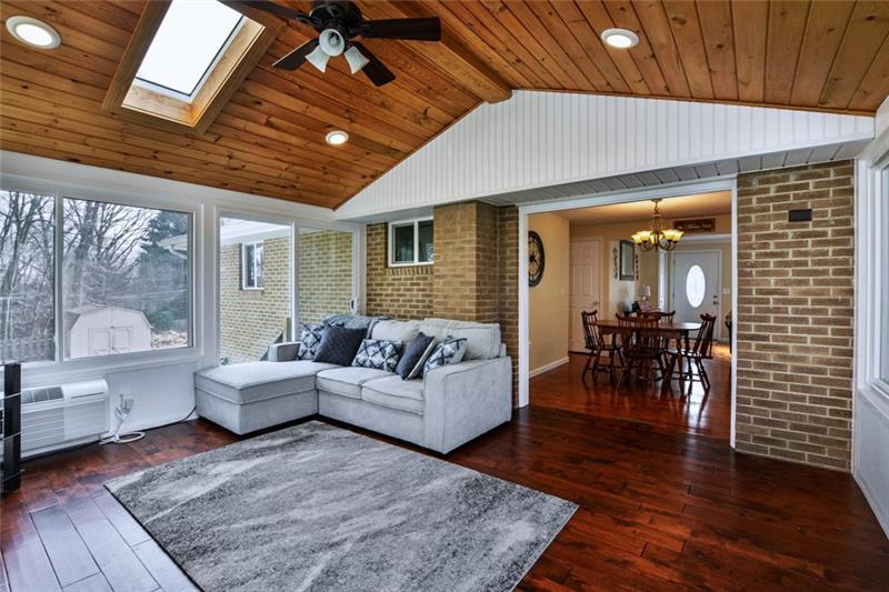 5415 Hardt Road Gibsonia, PA 15044 - Photo 10 of 22 Gallery Image 10