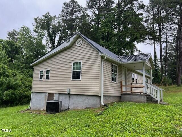 7710 Leasburg Road Roxboro, NC 27574 - Photo 5 of 24 SIDE 2
