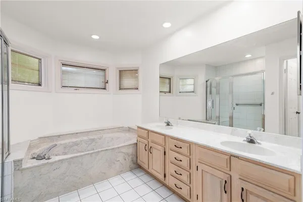 $14,000 | 6658 Trident Way, Unit J4, Naples, FL 34108