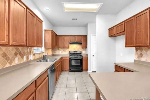 a view of an empty room with window