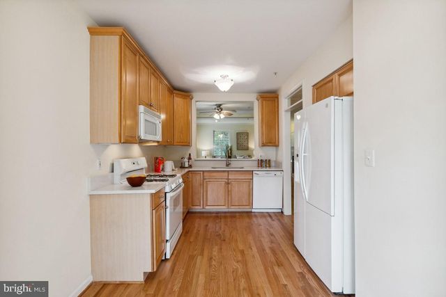 $624,000 | 715 Massey Lane, Unit A, Alexandria, VA 22314