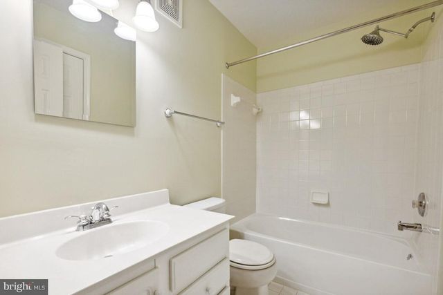 $624,000 | 715 Massey Lane, Unit A, Alexandria, VA 22314