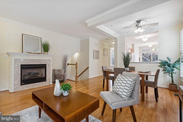 $624,000 | 715 Massey Lane, Unit A, Alexandria, VA 22314