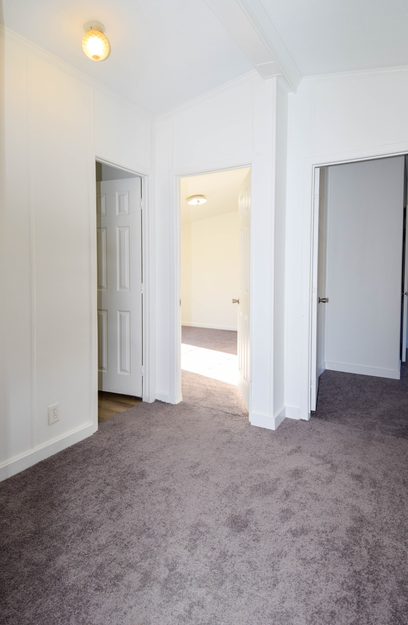 635 Celsor Road Hartsville, TN 37074 - Photo 32 of 44 a view of an empty room and closet area