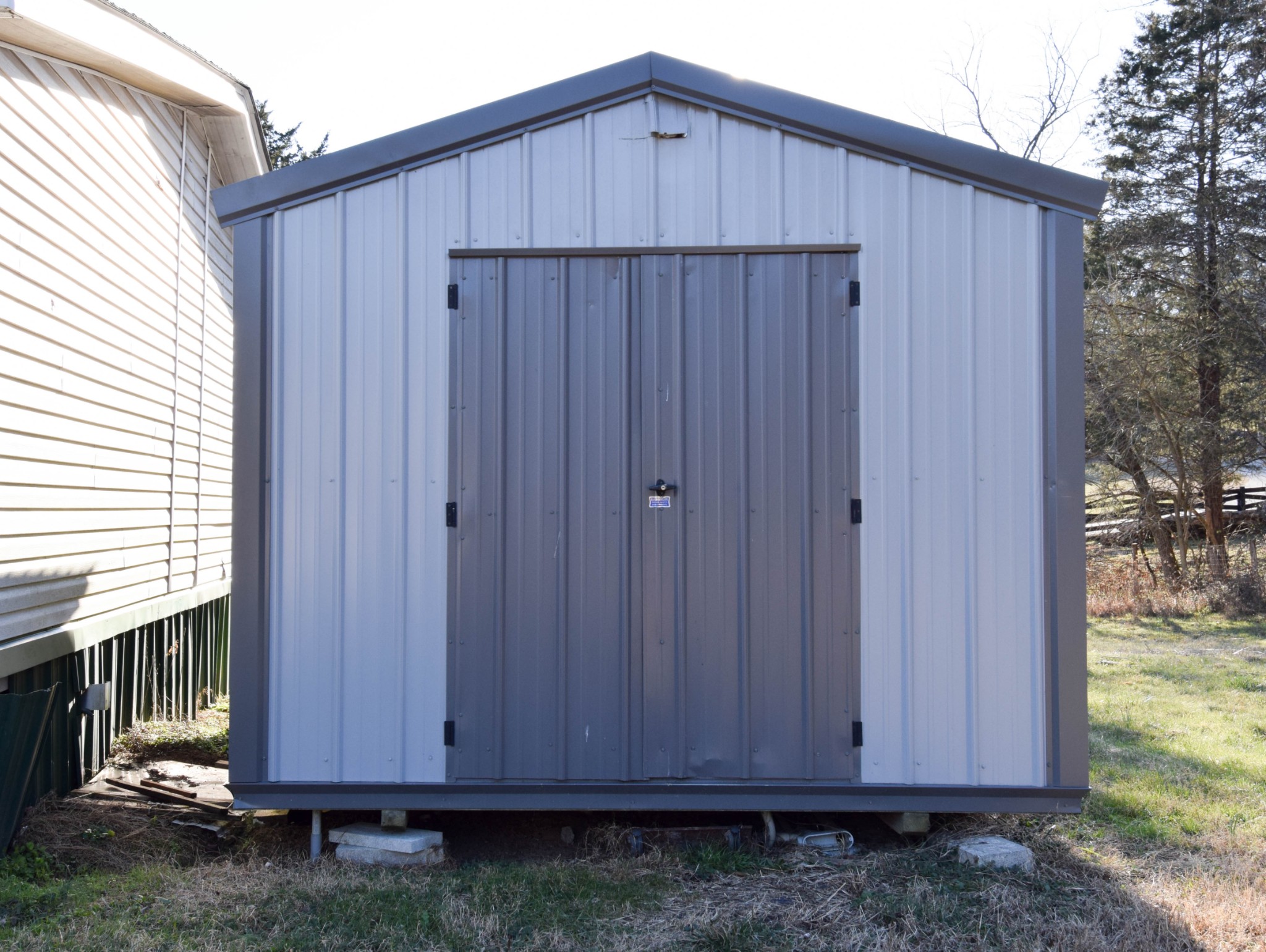 635 Celsor Road Hartsville, TN 37074 - Photo 44 of 44 a wooden door in front of a house