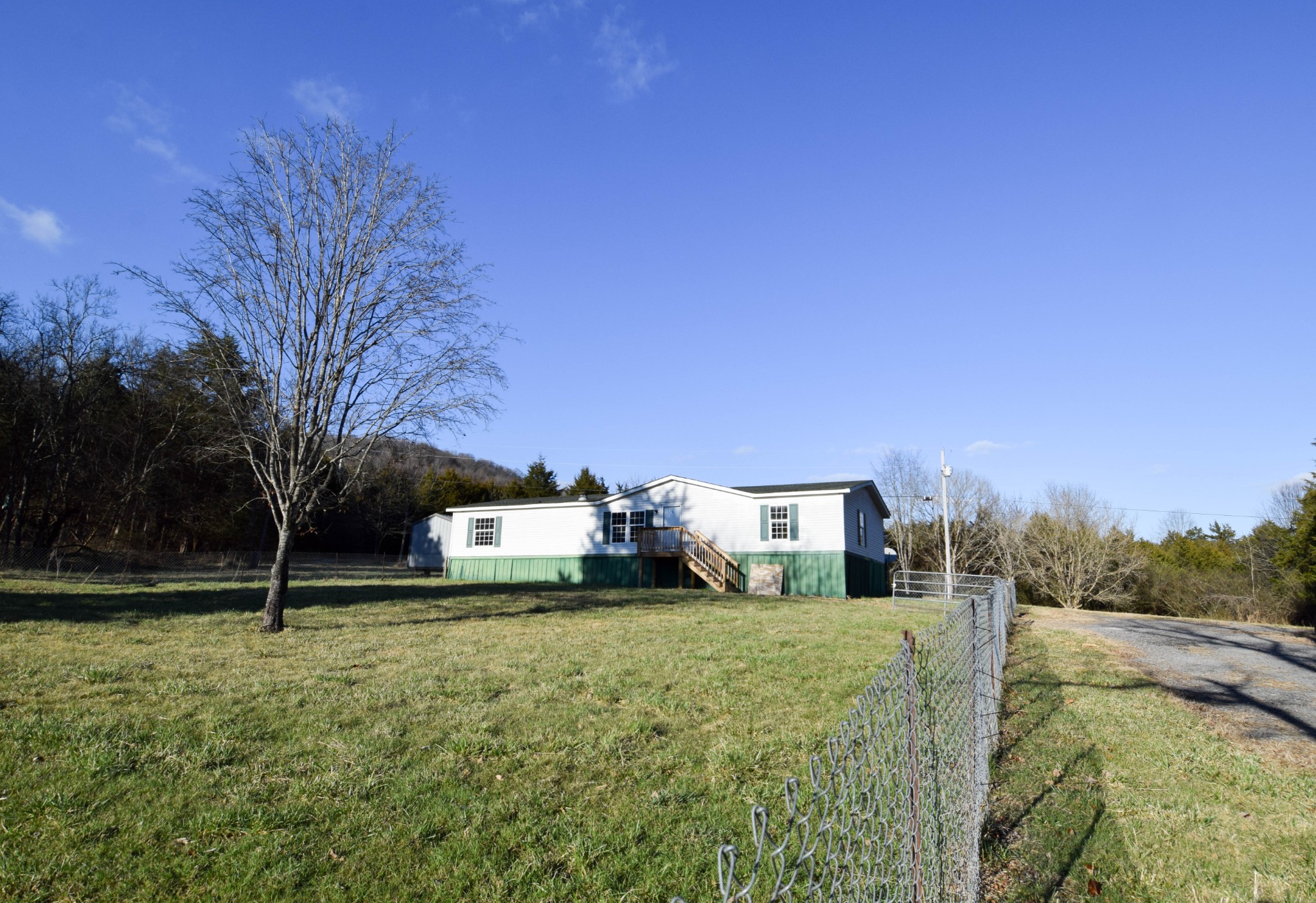 635 Celsor Road Hartsville, TN 37074 - Photo 6 of 44 a view of a house with a yard