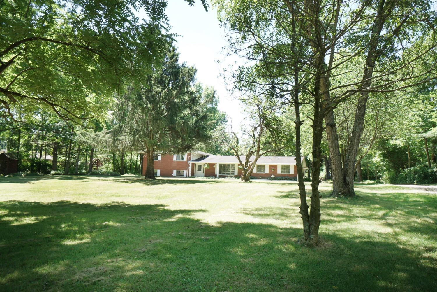 9748 South Palmer Road Huber Heights, OH 45344 - Photo 3 of 48