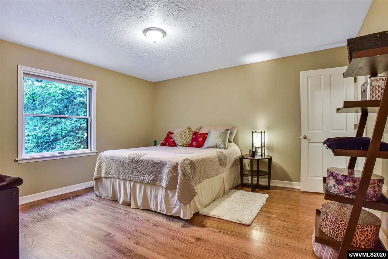 7810 Spring Valley Road Northwest Salem, OR 97304 - Photo 13 of 33