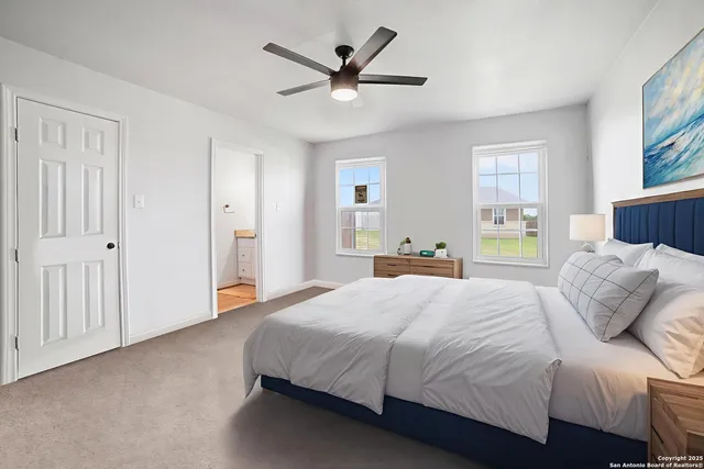 $289,999 | 309 Las Palomas Drive, Lytle, TX 78052