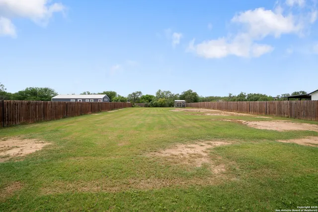 $289,999 | 309 Las Palomas Drive, Lytle, TX 78052