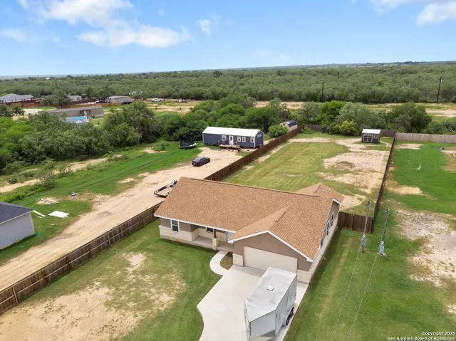$289,999 | 309 Las Palomas Drive, Lytle, TX 78052