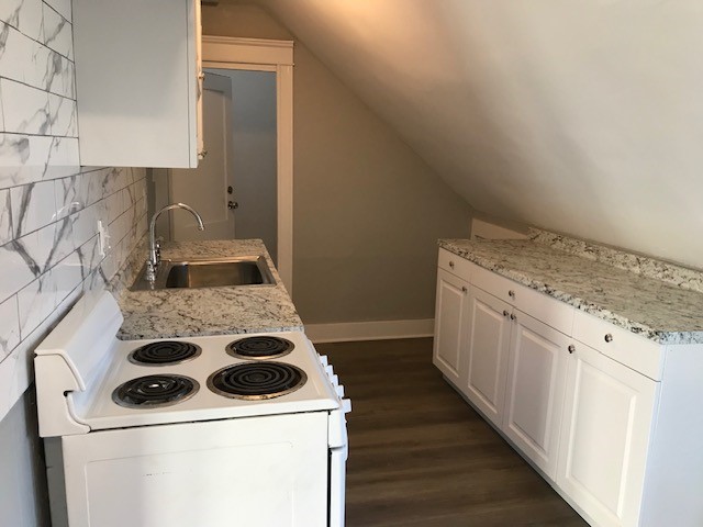 1229 Mendon Road Woonsocket, RI 02895 - Photo 6 of 8