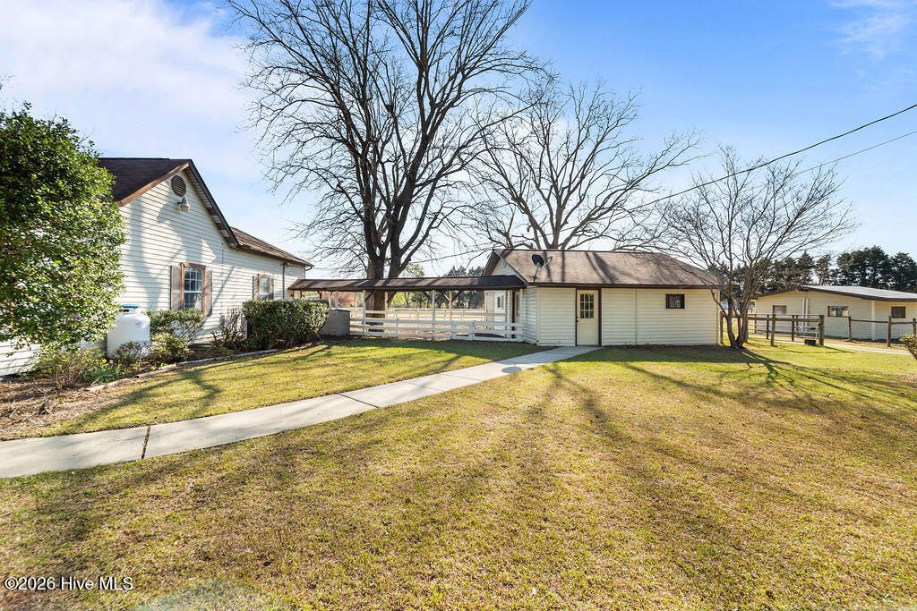 227 Wright Road Vass, NC 28394 - Photo 4 of 68 465A5517