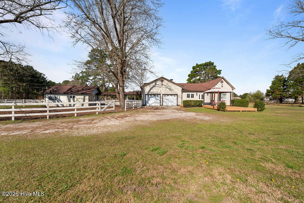 227 Wright Road Vass, NC 28394 - Photo 10 of 68 465A5547