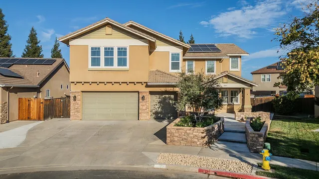 $750,000 | 3067 San Gabriel Avenue, Clovis, CA 93619