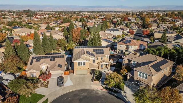 $750,000 | 3067 San Gabriel Avenue, Clovis, CA 93619