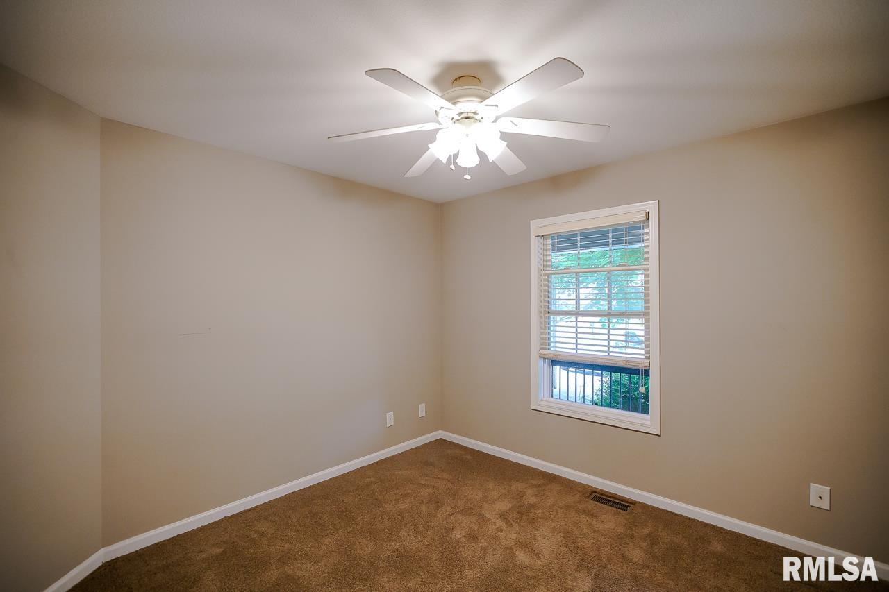 5708 Charleston Road Peoria, IL 61607 - Photo 27 of 62 Gallery Image 27