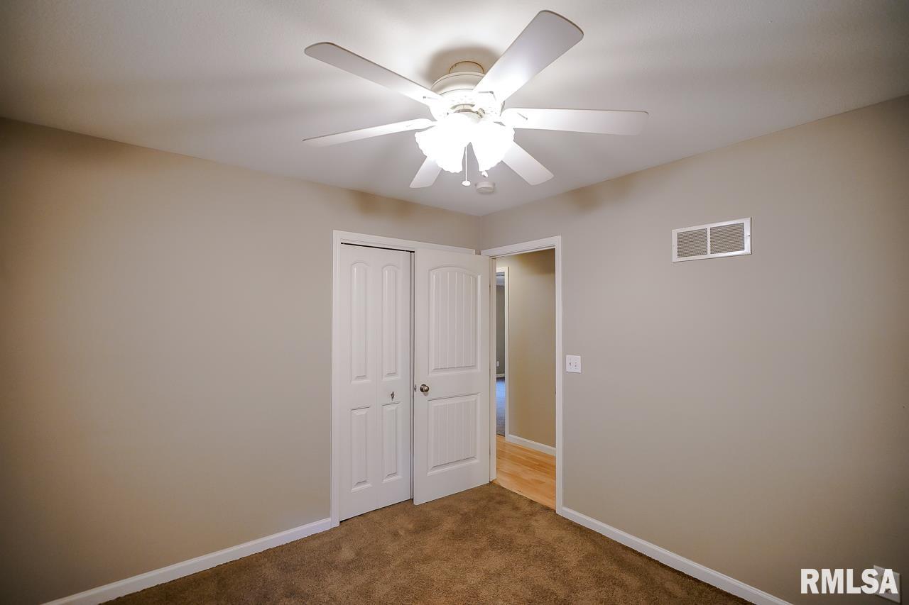 5708 Charleston Road Peoria, IL 61607 - Photo 29 of 62 Gallery Image 29