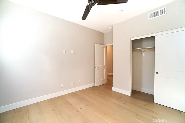 $5,500 | 6 Transport, Tustin, CA 92782