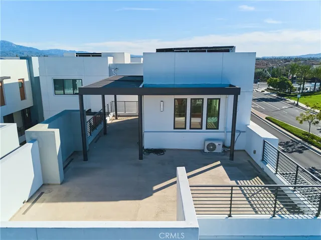 $5,500 | 6 Transport, Tustin, CA 92782