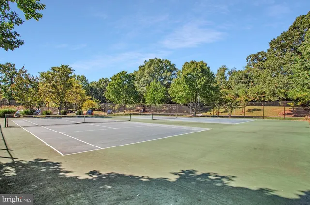 a car parked in front of a building