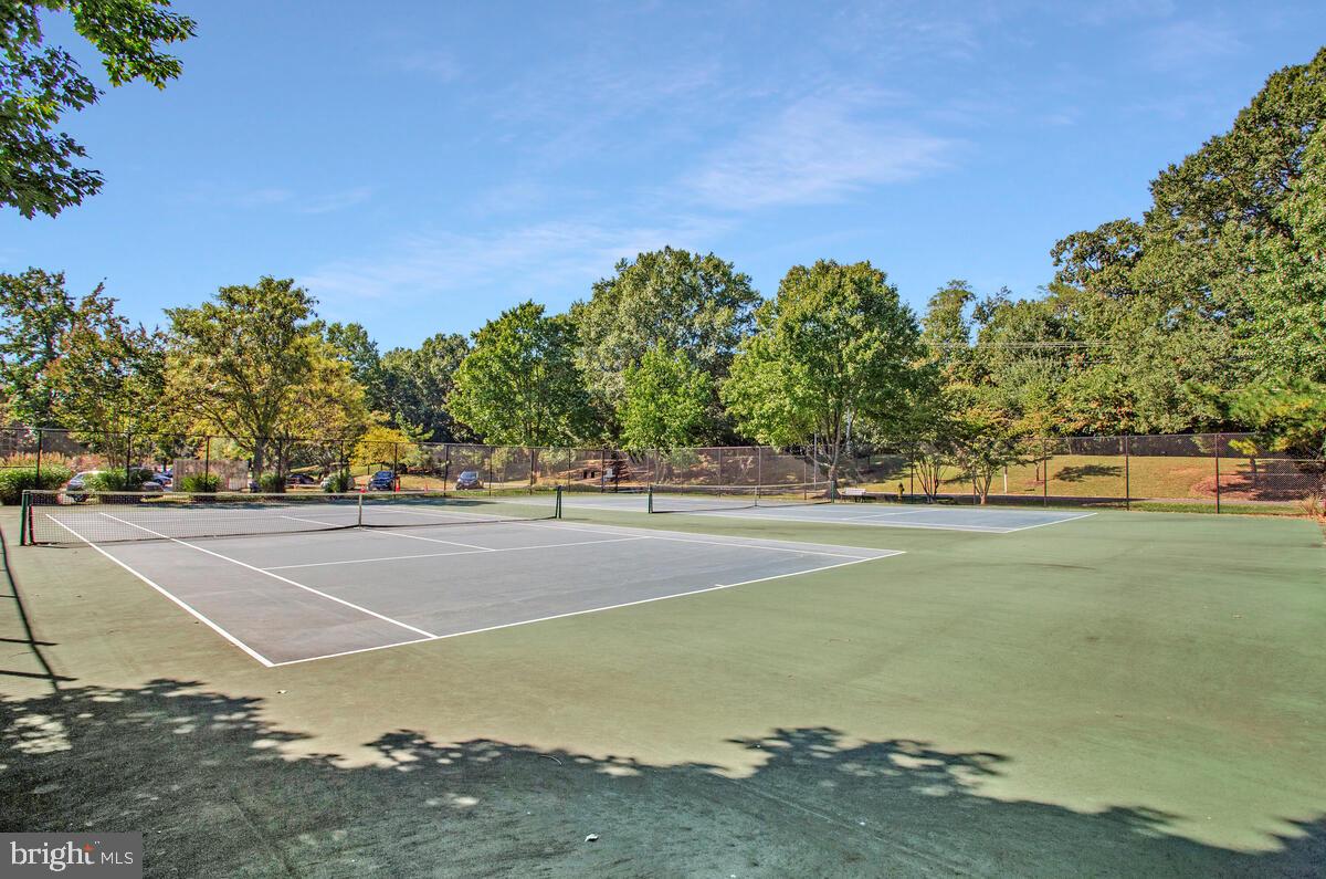 7002 Channel Village Court, Unit 101 Annapolis, MD 21403 - Photo 28 of 57 a view of basketball court