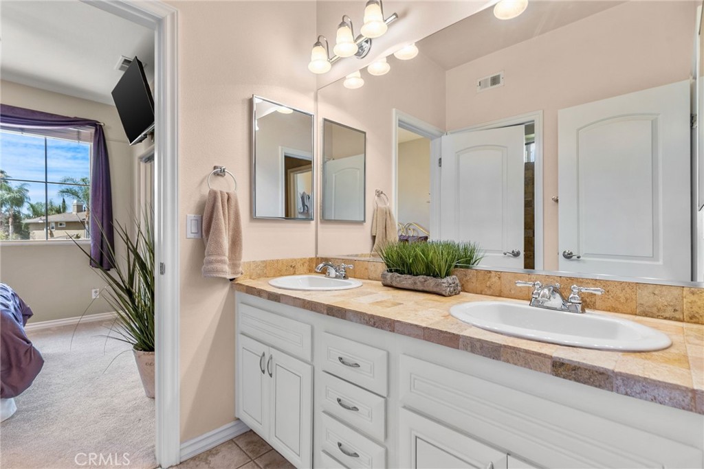 2092 Nohl Ranch Road Orange, CA 92867 - Photo 25 of 38