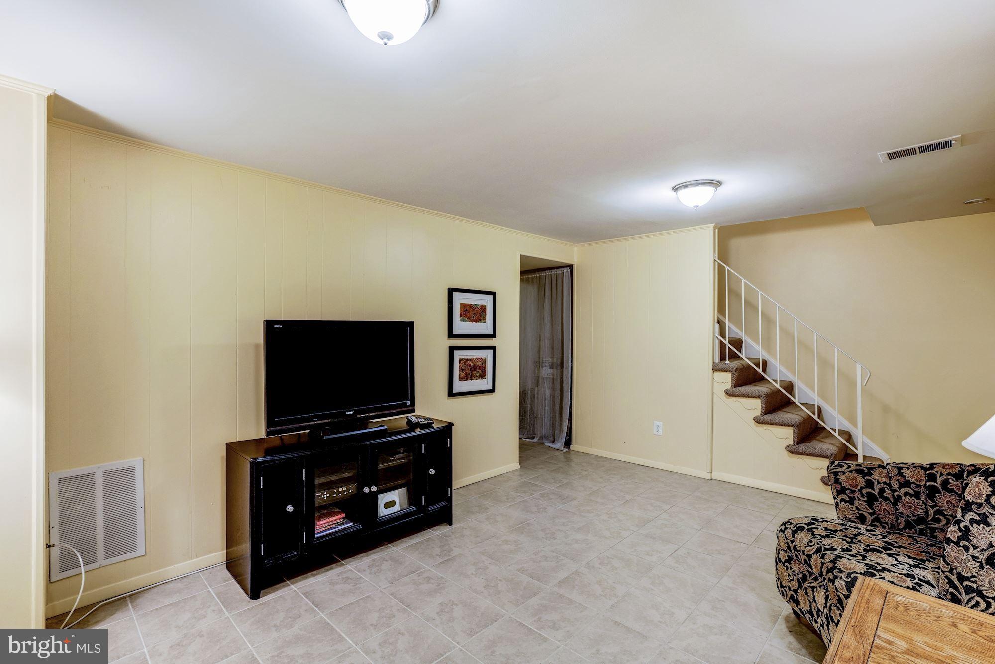 2404 Albot Road Reston, VA 20191 - Photo 25 of 30 Basement