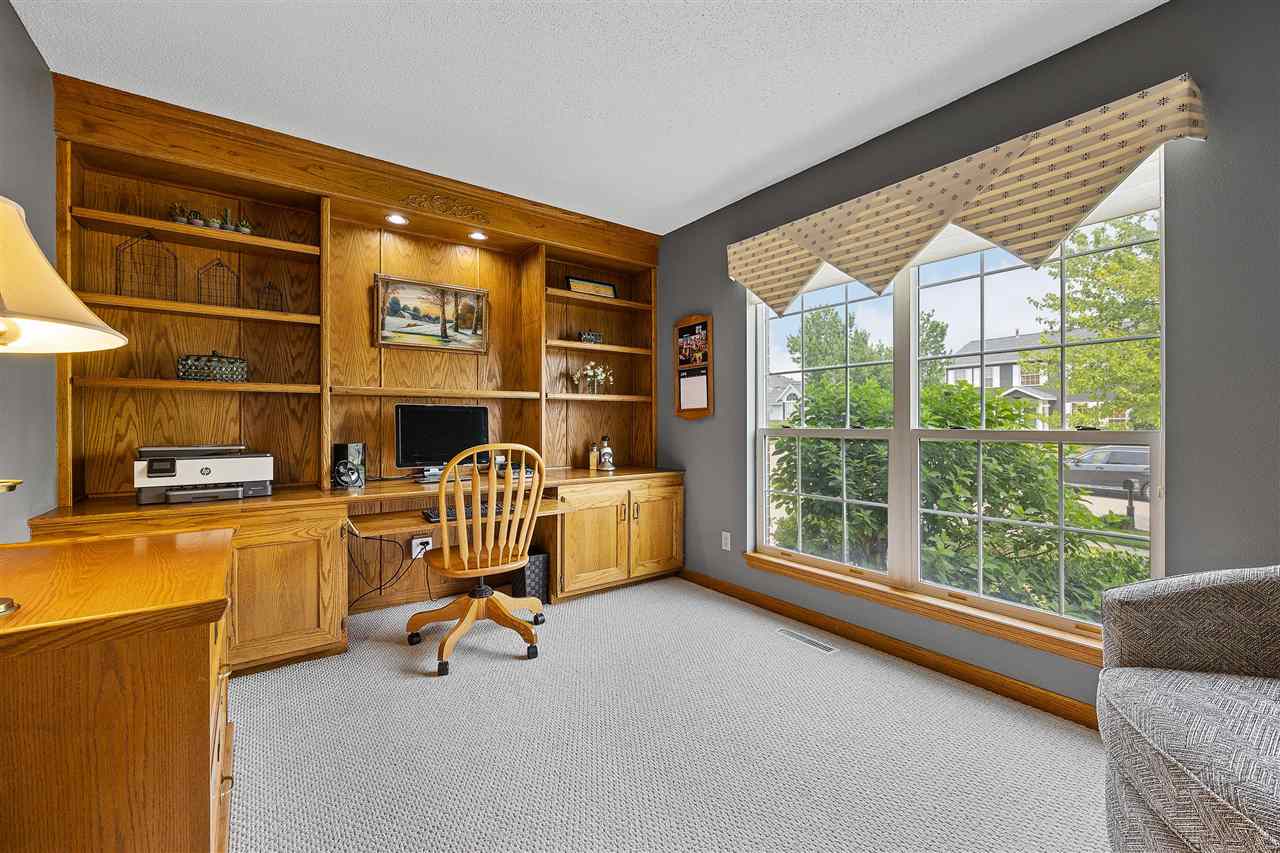 6919 Rockingham Drive Southwest Cedar Rapids, IA 52404 - Photo 20 of 55 Gallery Image 20
