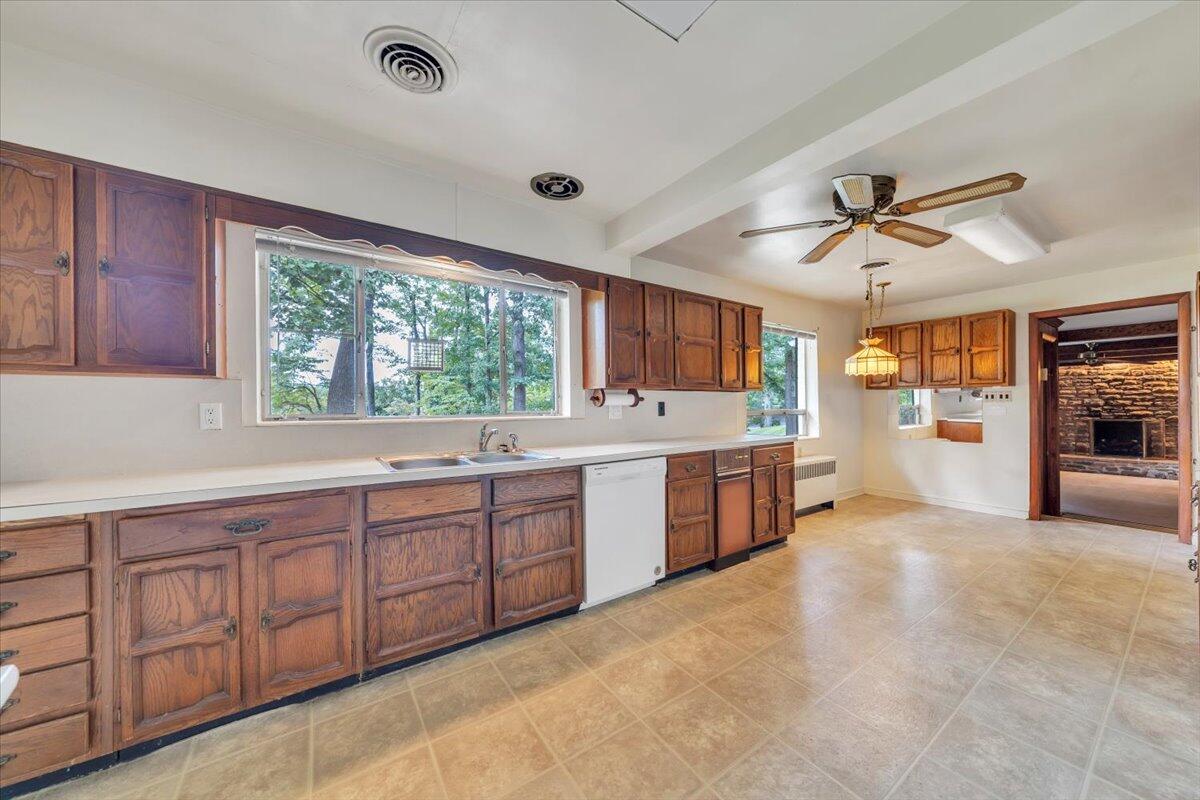 3990 Winding Way Road Southwest Roanoke, VA 24015 - Photo 17 of 69 17-MIB06268