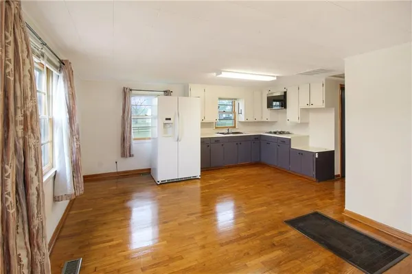 $249,900 | 1509 5th Street, Oswego, KS 67356