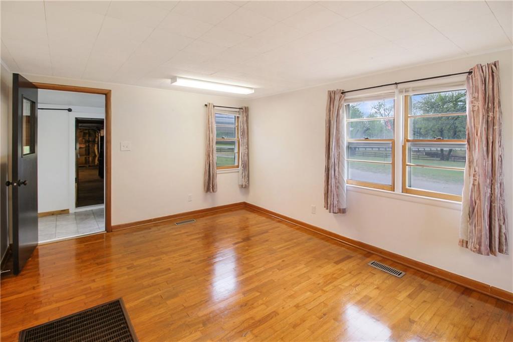 1509 5th Street Oswego, KS 67356 - Photo 40 of 49