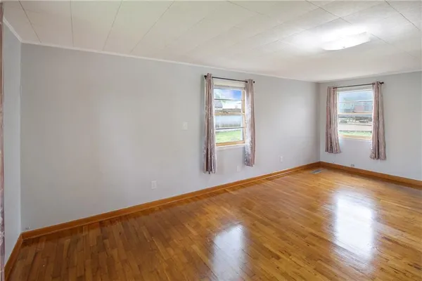 $249,900 | 1509 5th Street, Oswego, KS 67356