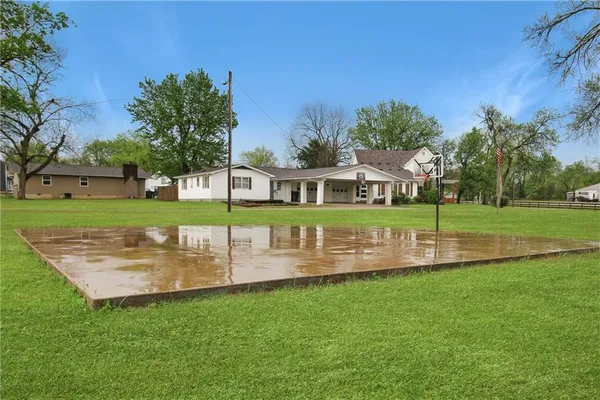 $249,900 | 1509 5th Street, Oswego, KS 67356