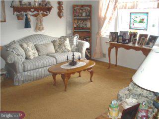 54 Bolton Road Hamilton, NJ 08610 - Photo 5 of 6