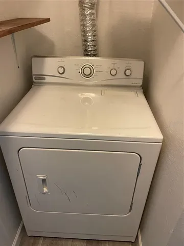 a close up view of washer and dryer