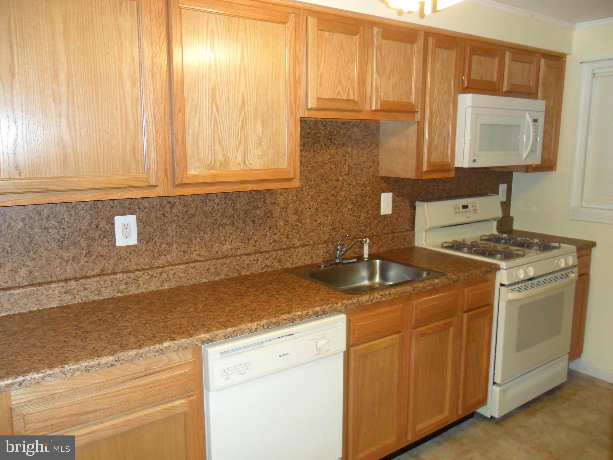 3500 Clarenell Road Baltimore, MD 21229 - Photo 5 of 8 Gallery Image 5