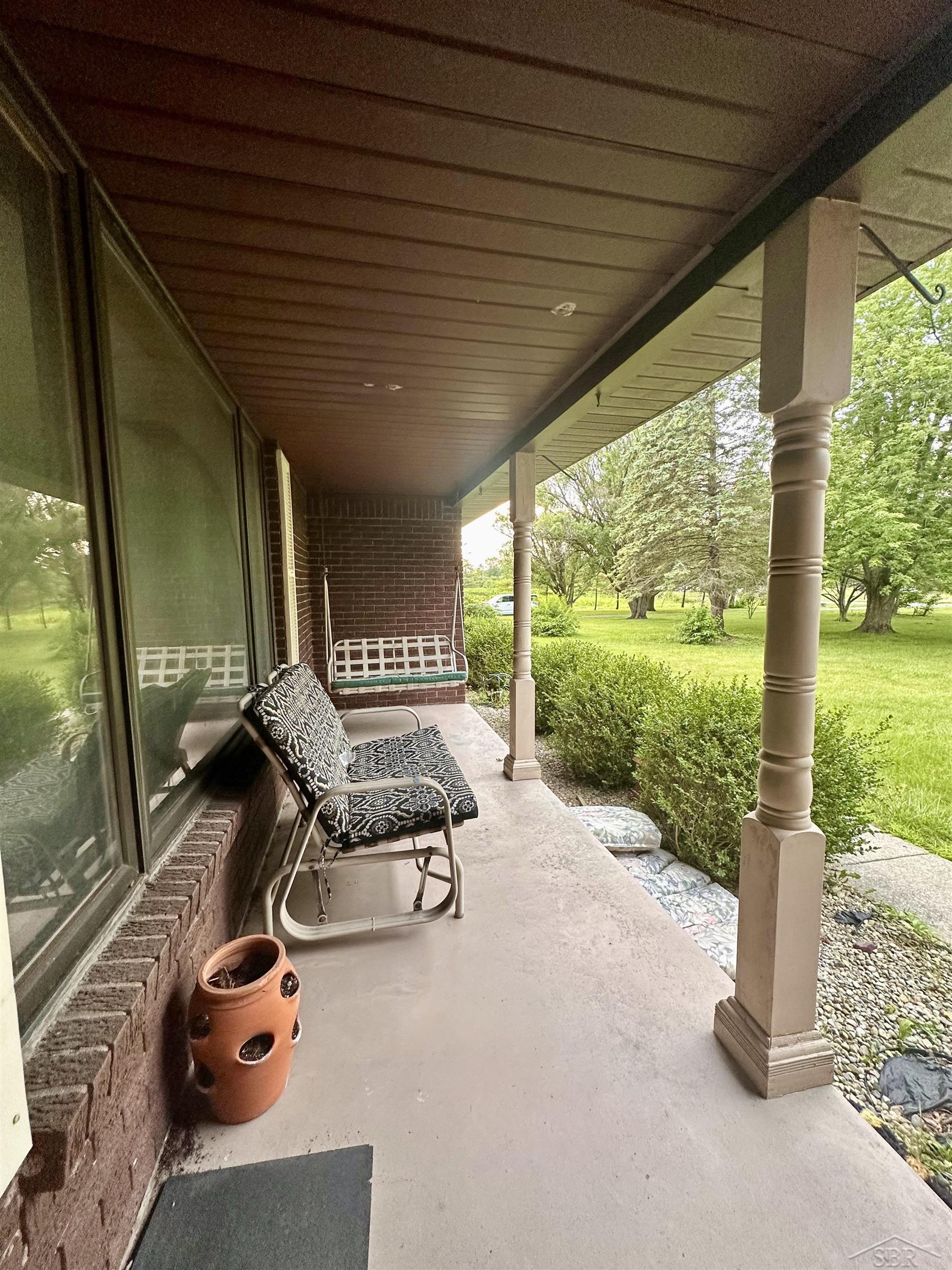 1244 East Newburg Road Carleton, MI 48117 - Photo 8 of 38 50118678-7.JPG