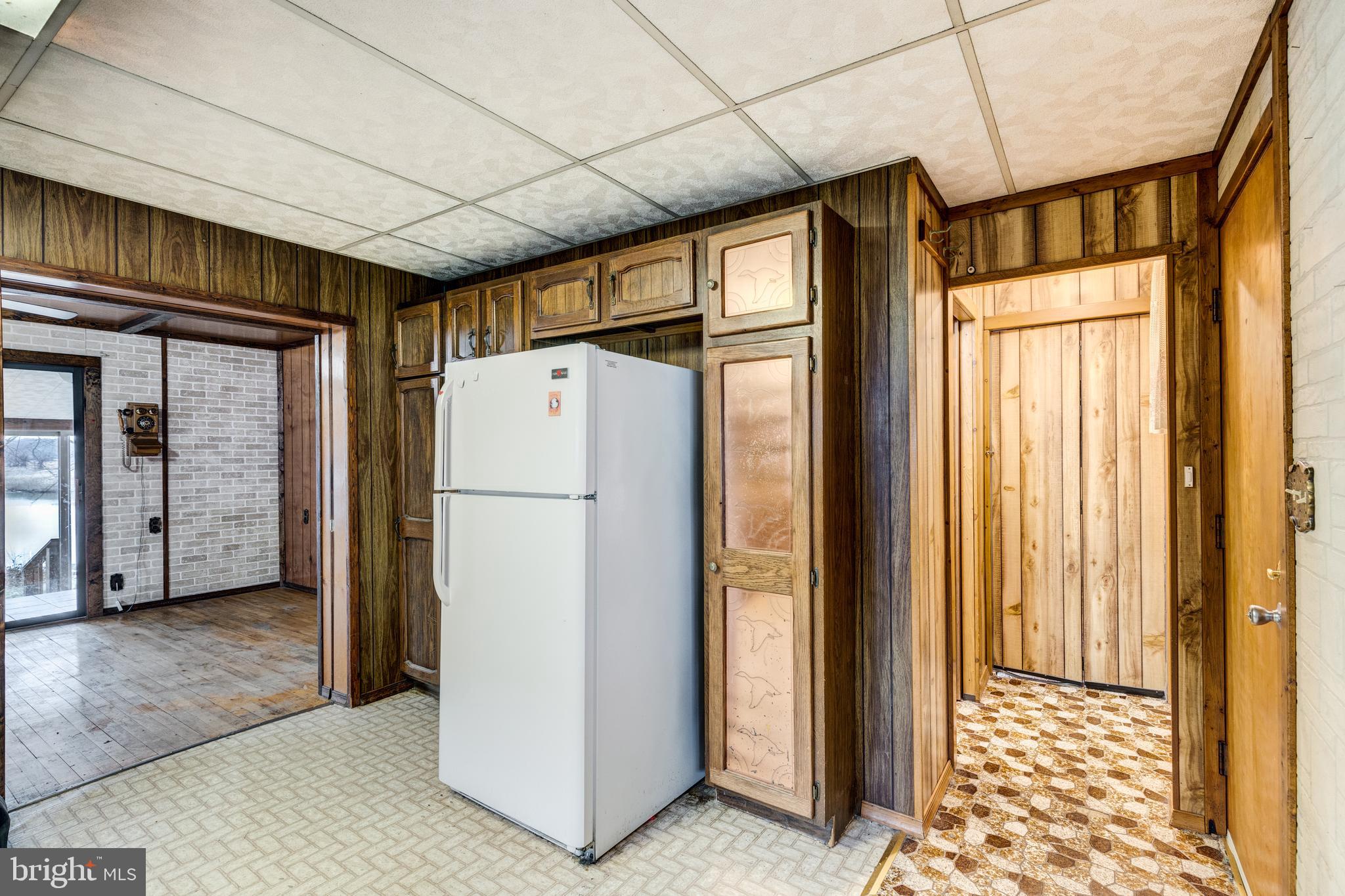 6031 Loreley Beach Road White Marsh, MD 21162 - Photo 20 of 42 Gallery Image 20