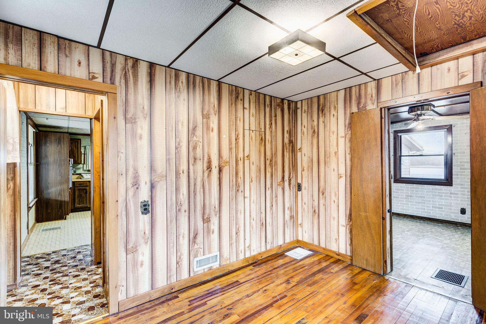 6031 Loreley Beach Road White Marsh, MD 21162 - Photo 33 of 42 Gallery Image 33