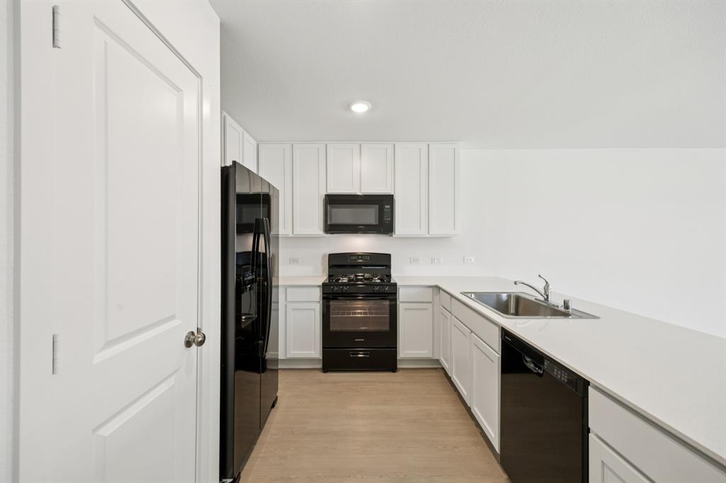 11522 Gammon Avenue Rhome, TX 76078 - Photo 5 of 25 fridge included!