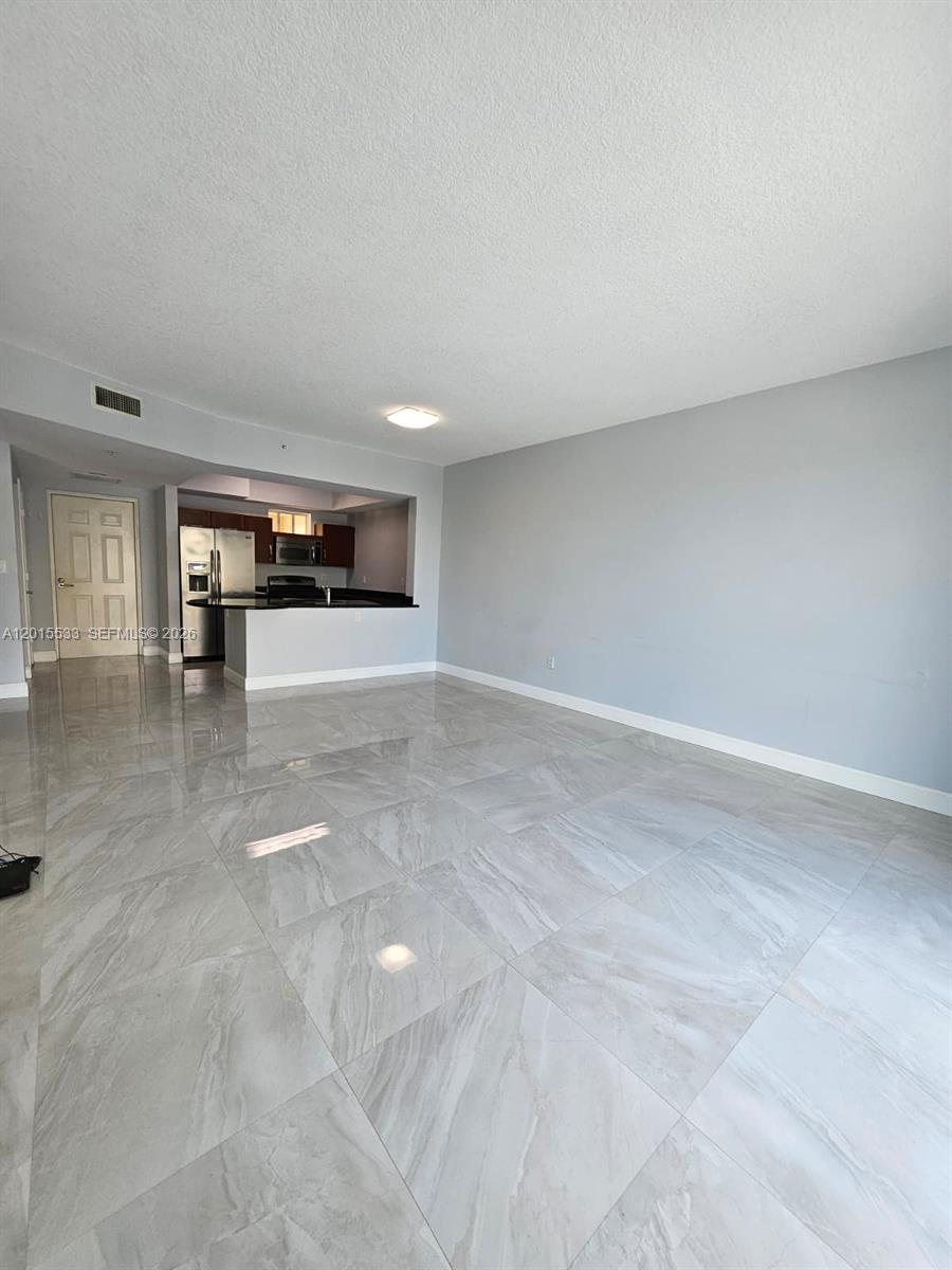 7270 Southwest 88th Street, Unit B202 Miami, FL 33156 - Photo 4 of 19