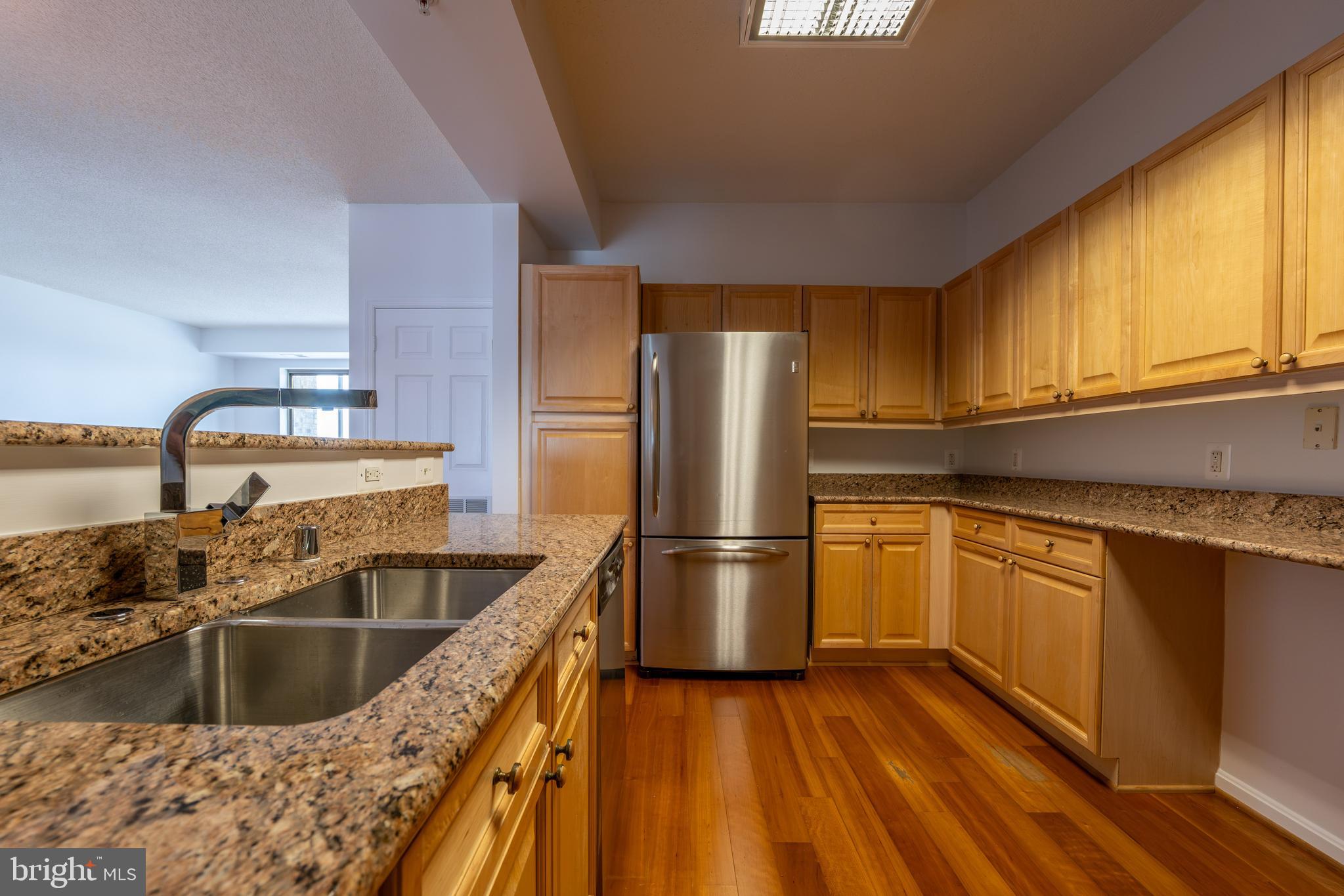 19355 Cypress Ridge Terrace, Unit 708 Leesburg, VA 20176 - Photo 26 of 36