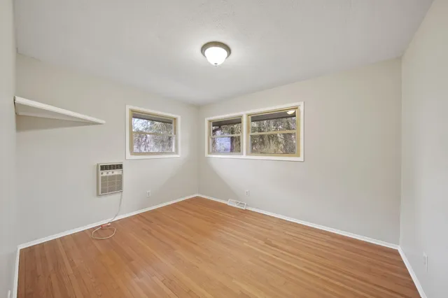 $260,000 | 2539 Dorvin Drive, Jackson, MI 49201