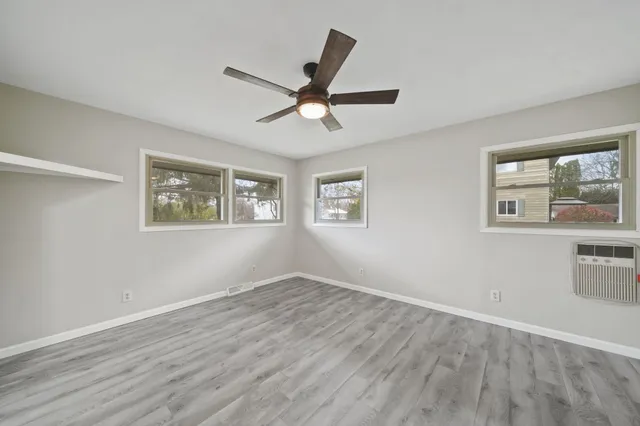 $260,000 | 2539 Dorvin Drive, Jackson, MI 49201