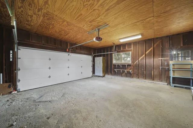 $260,000 | 2539 Dorvin Drive, Jackson, MI 49201