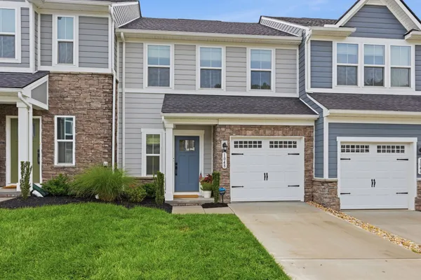 $449,900 | 1048 Mountain View Drive, Thompson's Station, TN 37179