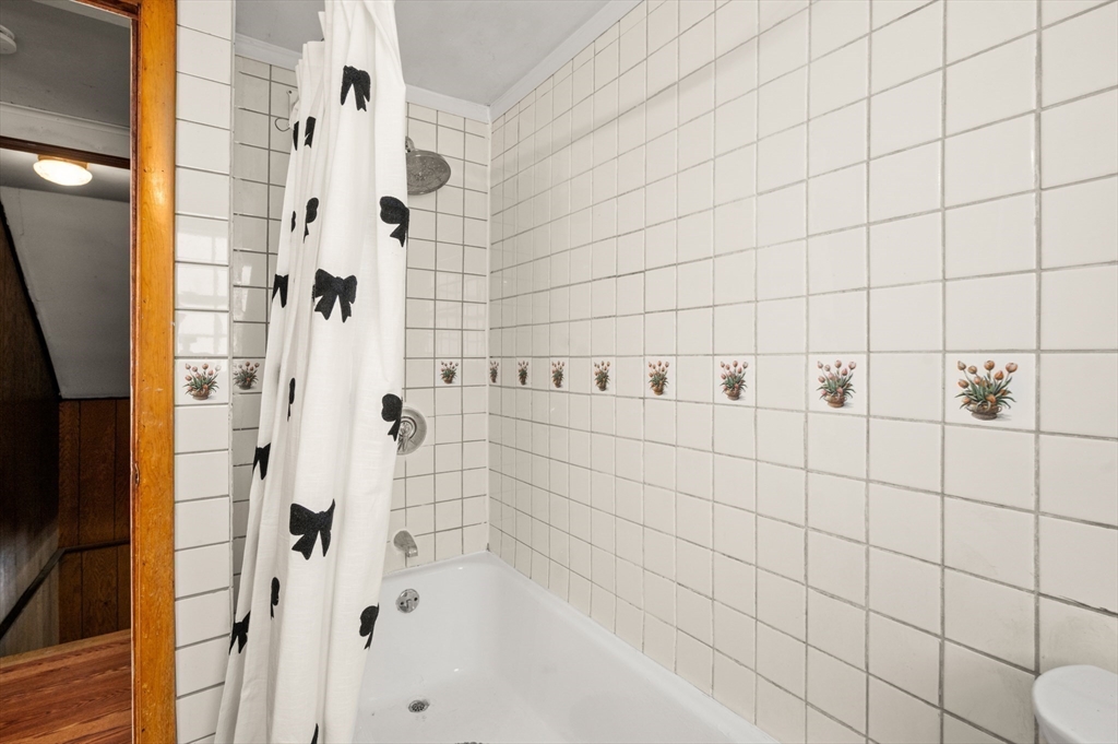 15 Roland Road Peabody, MA 01960 - Photo 32 of 39