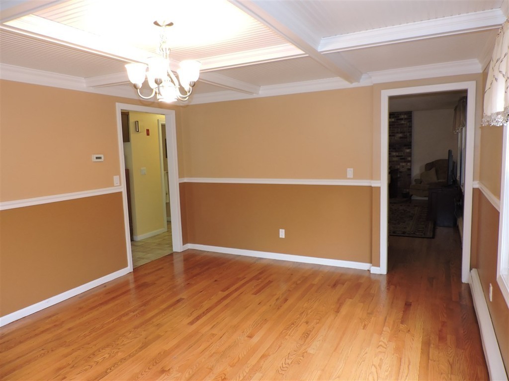 58 Stone School Road Sutton, MA 01590 - Photo 11 of 30