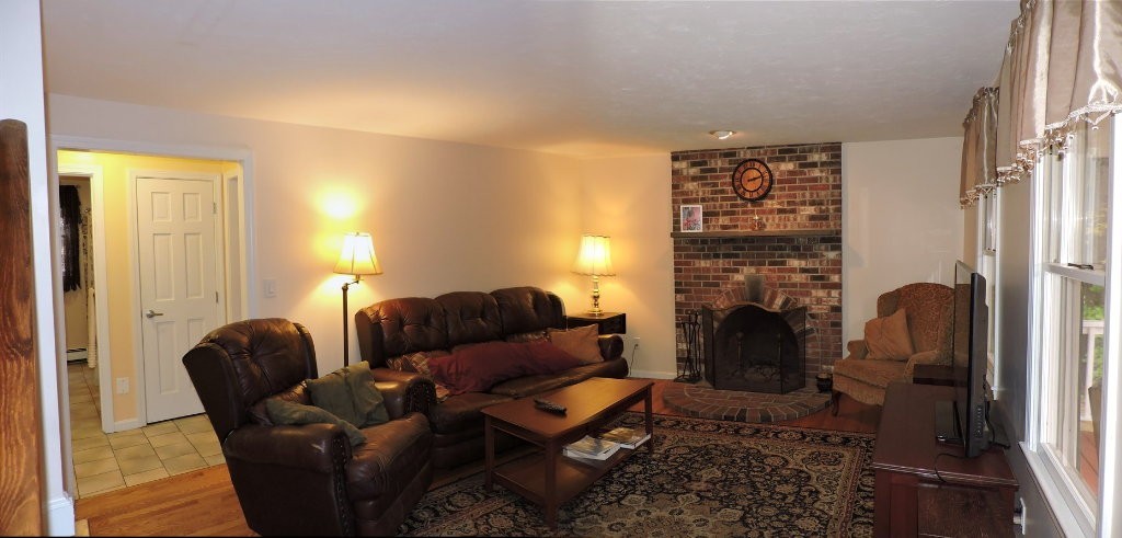 58 Stone School Road Sutton, MA 01590 - Photo 8 of 30